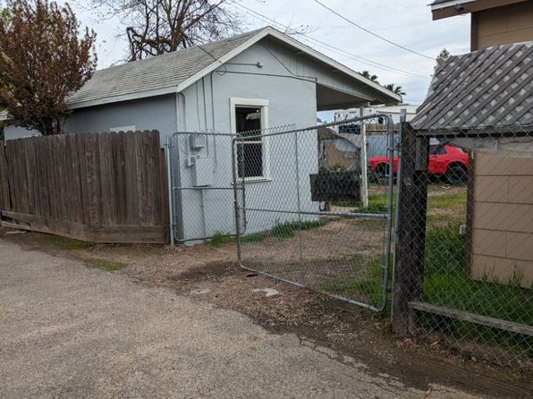 2919 Ross Ave APT C, Riverbank, CA 95367