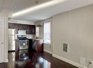 230 S 45th St APT 2F, Philadelphia, PA 19104