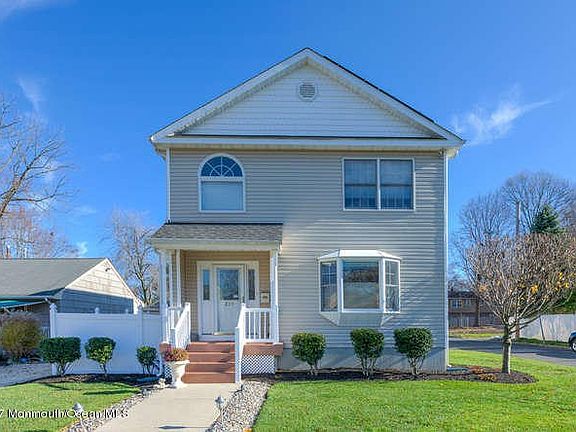239 Orchard Ave Belford NJ-small-001-7-1