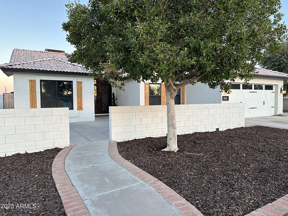 1st image of 2621 N 192ND Avenue