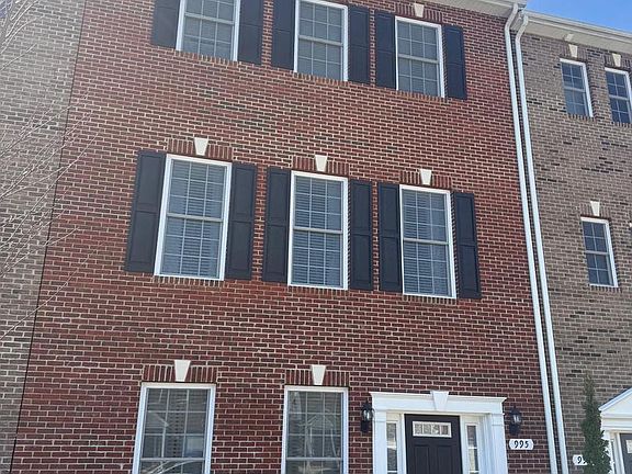 2nd image of 995 Rye Dr