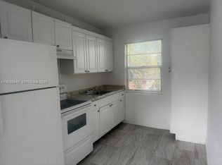 608 5th St APT 8, West Palm Beach, FL 33401