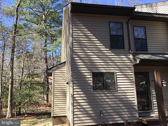 2nd image of 44660 Willow Oak Ct
