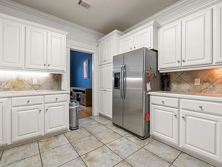 108 Bouriese Cir — Photo 12