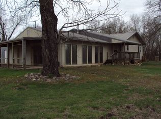 2367 Highway 7, Mapleton, KS 66754