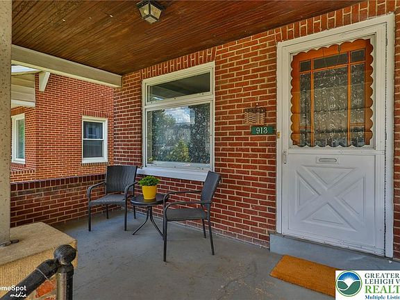 3rd image of 913 N 18th St