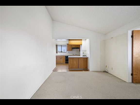 2nd image of 1175 Brier Cliff Way