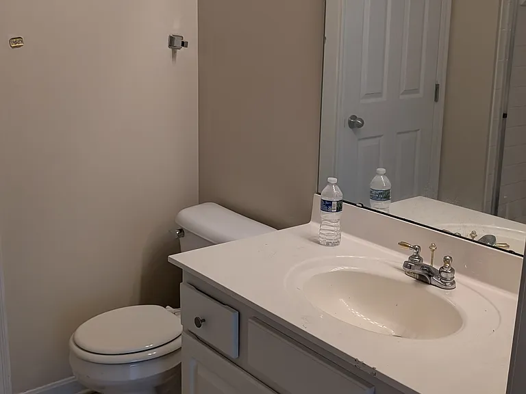 5835 Southwater Dr — Photo 5
