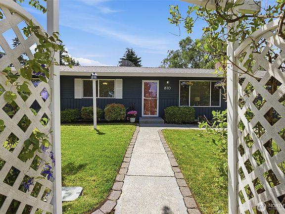 5th image of 810 132nd Street S