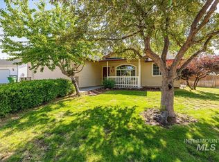 2536 N Tuscan Ave, Meridian, ID 83646