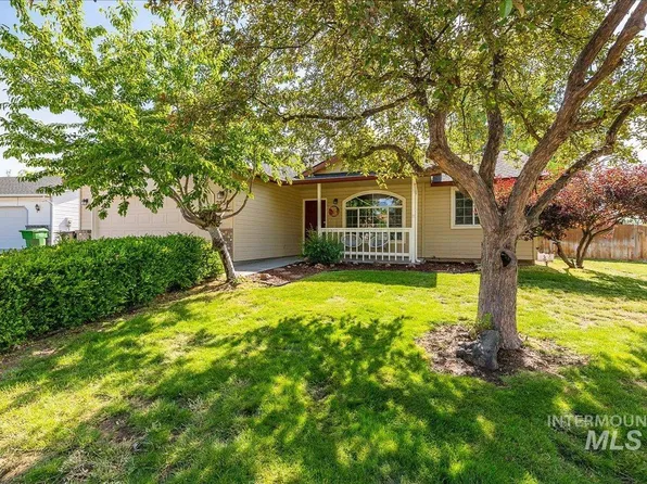 2536 N Tuscan Ave, Meridian, ID 83646