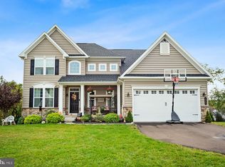 1063 School Ln, Southampton, PA 18966