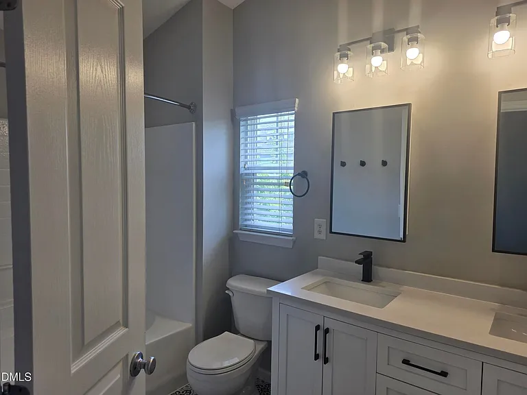 124 Braeside Ct — Photo 24