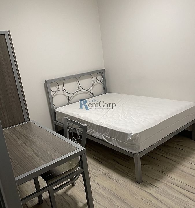 1st image of 1311 Sunview St #258A