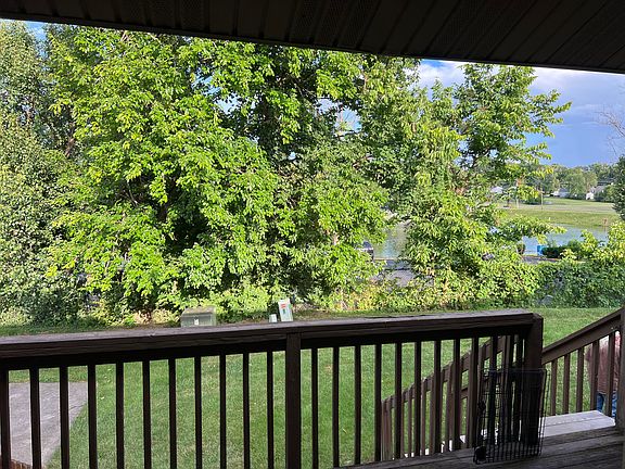 2nd image of 128 Lakeview Dr