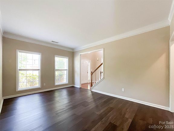 5th image of 9017 Gailes Dr