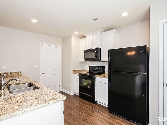 4th image of 936 Joselynn Dr