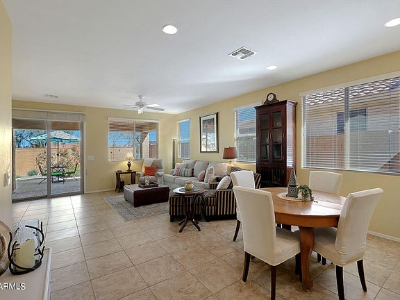 4th image of 27070 W ESCUDA Drive