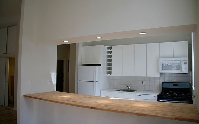 2nd image of 1577 Pacific St APT 1