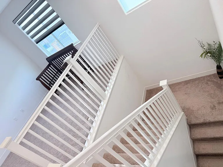 58 E Kamyar Pl — Photo 21