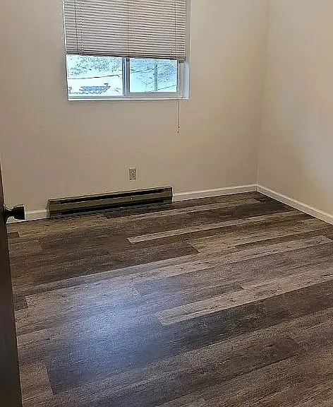 1330 S Main St #7 — Photo 8