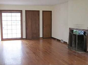 2nd image of 1554 Delia Ave