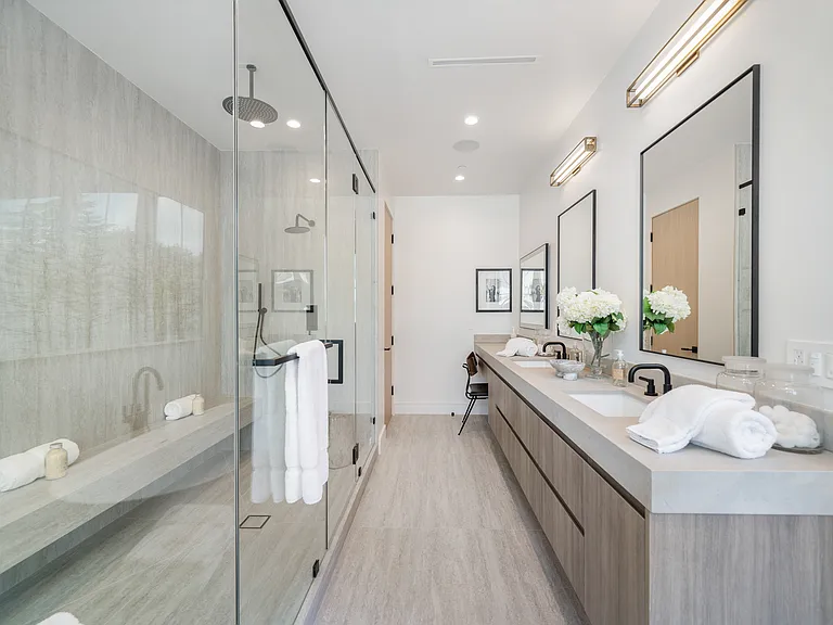 12207 Valleyheart Dr — Photo 11