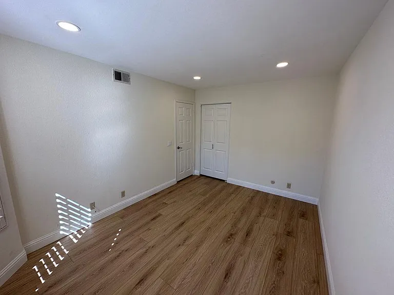 15880 Avenida Villaha #71 — Photo 29