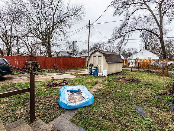 5th image of 1050-1052 N Warman St