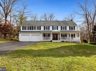 9405 Falls Bridge Ln, Potomac, MD 20854