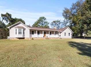 25325 Hunter Gates Rd, Lester, AL 35647