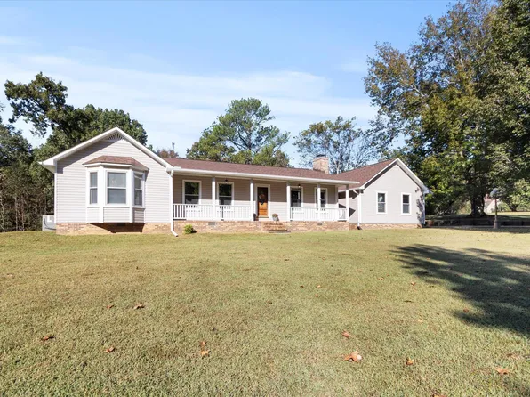 25325 Hunter Gates Rd, Lester, AL 35647