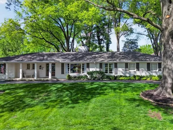 2910 W 66th Ter, Mission Hills, KS 66208