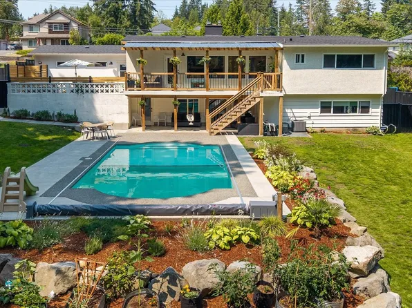 1728 Extension Rd, Nanaimo, BC V9X 1C7
