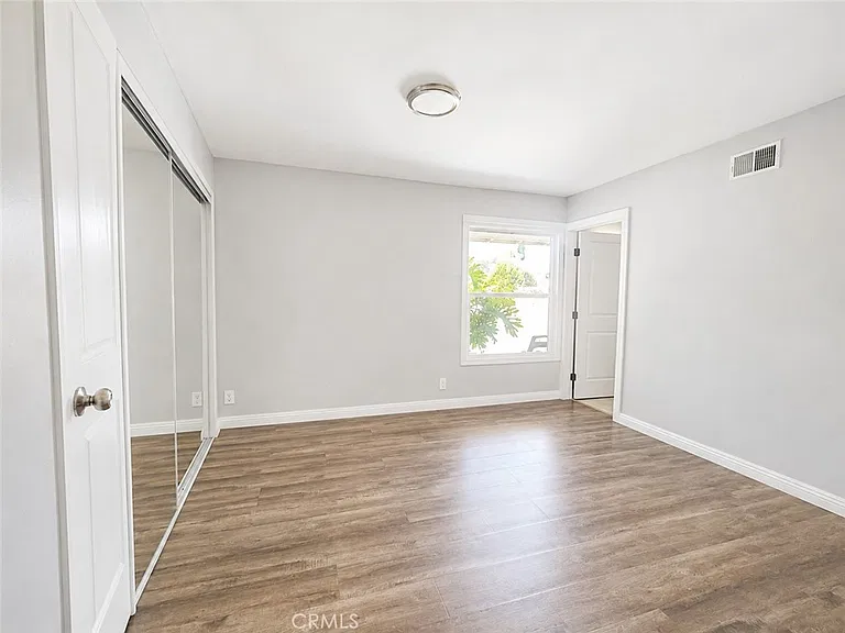 6624 Gross Ave — Photo 11
