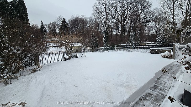 Toronto House for rent - 4 Bedrooms — photo 20