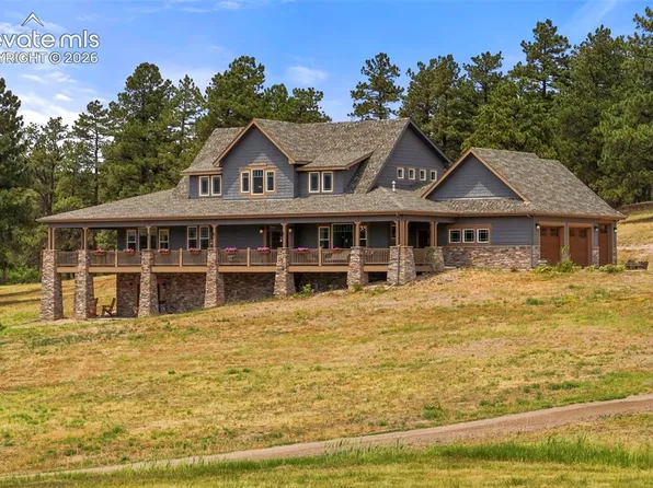 9610 S Perry Park Rd, Larkspur, CO 80118