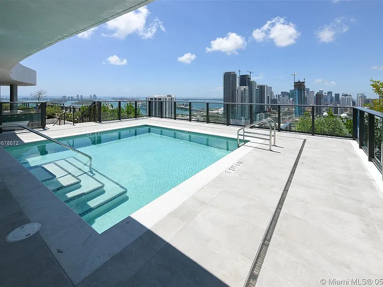 1600 NE 1st Ave #2914 — Photo 32