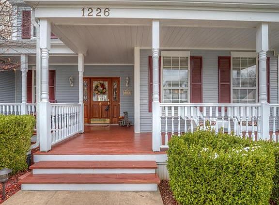 2nd image of 1226 Red Oak Plantation Dr