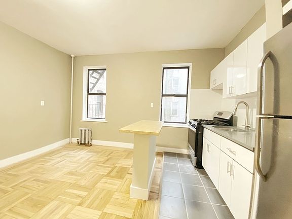 2nd image of 3300 Bailey Ave #A