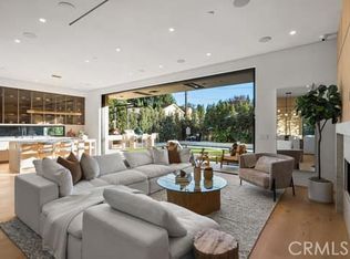 14758 Morrison St, Sherman Oaks, CA 91403