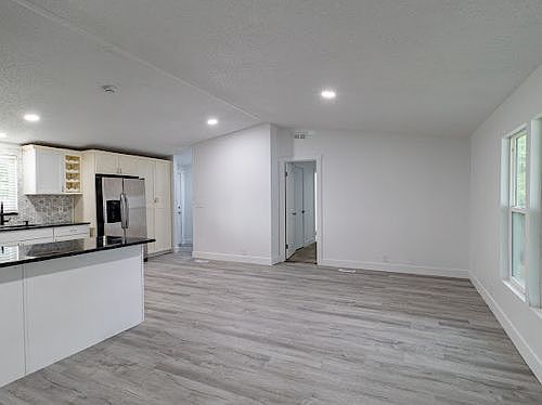 2nd image of 1263 W Rock River Rd #1