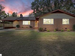 1182 N Old Laurens Rd, Fountain Inn, SC 29644