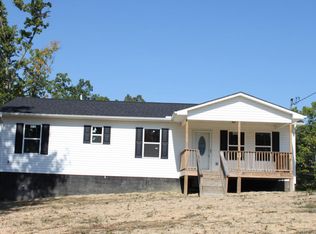 271 Mark Fray Dr, Robbins, TN 37852