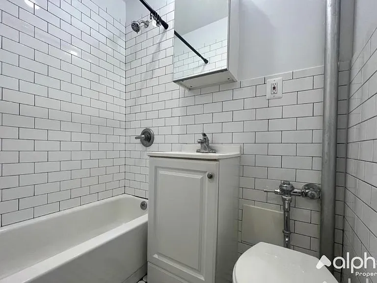 161 E 107th St #2 — Photo 7