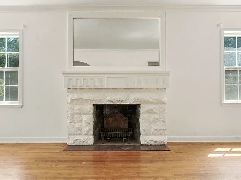 6206 Terrydale St — Photo 9