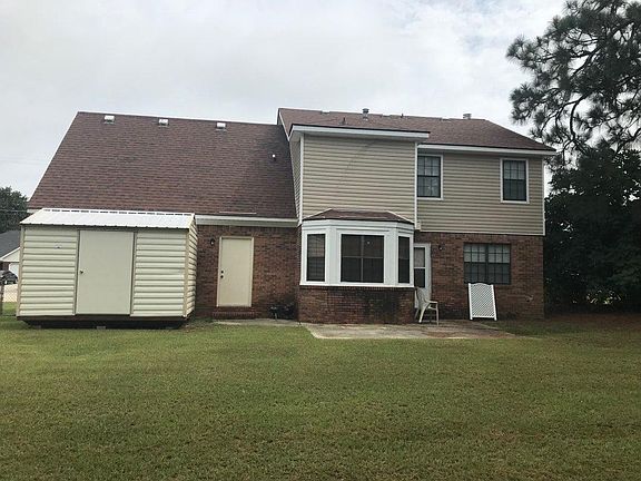 5th image of 3838 Woodlake Dr