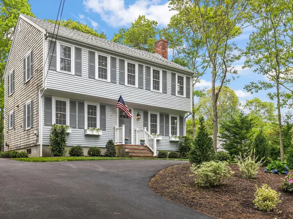 4 Heather Lane, North Falmouth, MA 02556