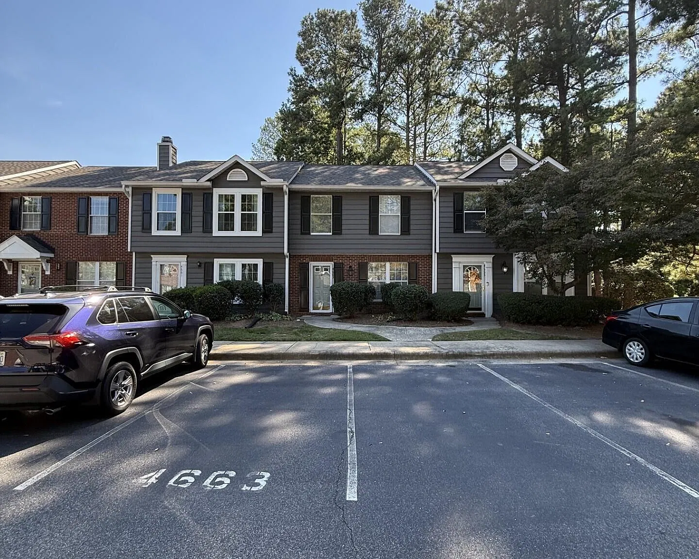 3 bed, 2.5 bath, 1366 sqft, $1,495 — Photo 1