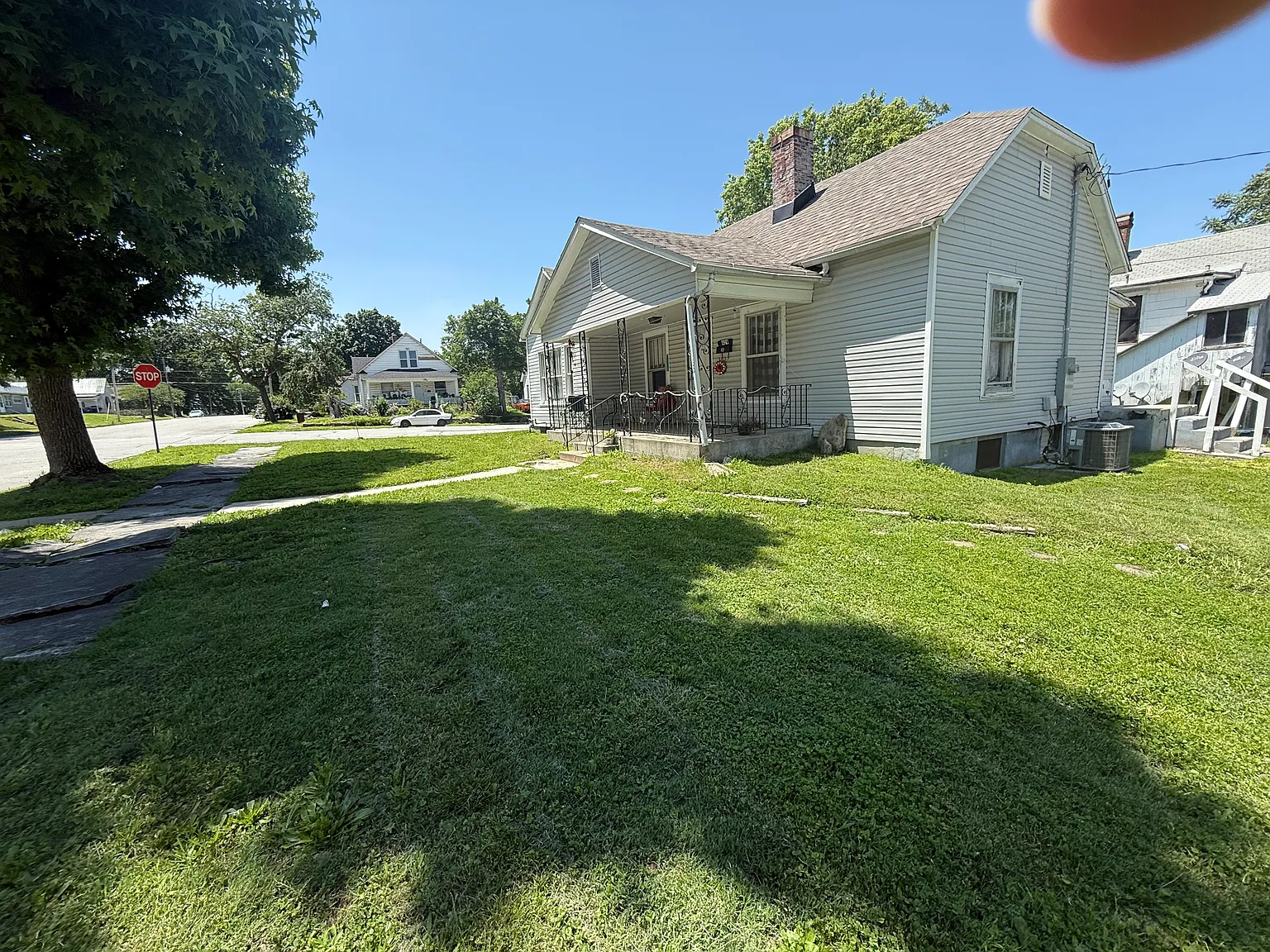 429 Walnut St — Photo 4